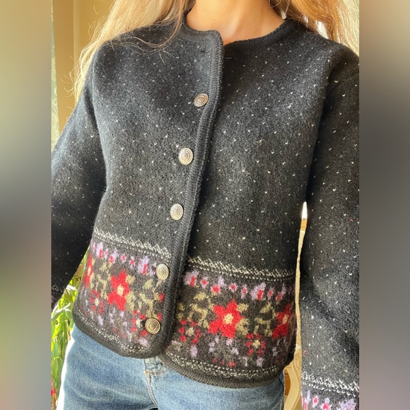 Vintage black and floral wool button down sweater - Picture 3 of 12